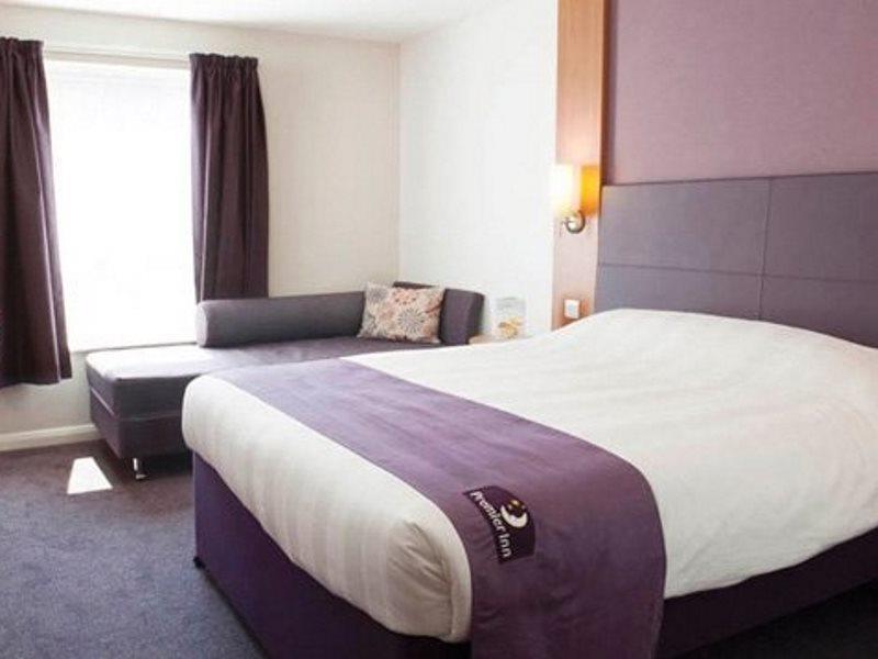Premier Inn Stirling South Dış mekan fotoğraf