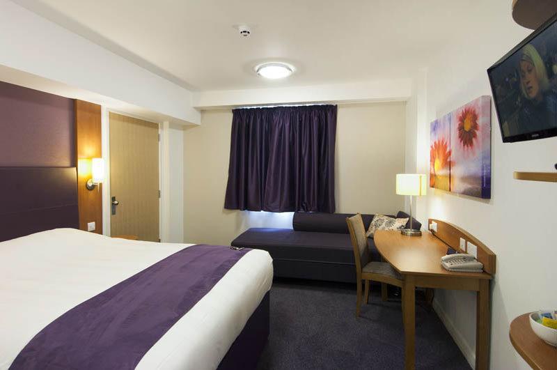 Premier Inn Stirling South Dış mekan fotoğraf